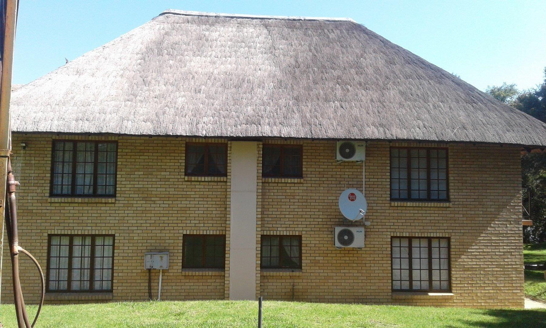 5 Bedroom Property for Sale in Viljoenskroon Free State